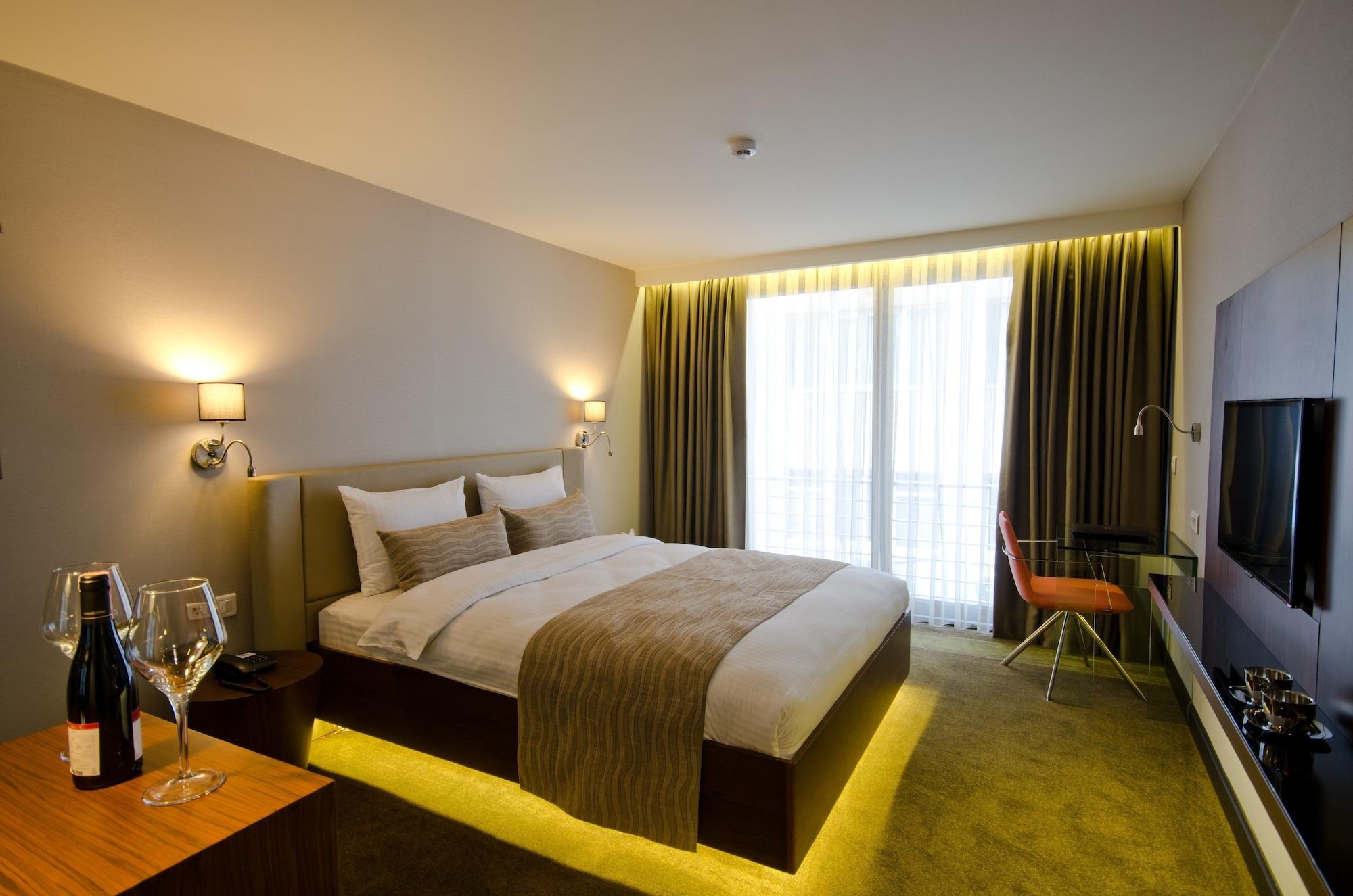 Inncity Hotel Nisantasi Istanbul Ngoại thất bức ảnh
